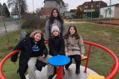 1709365689679